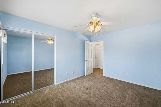 5613 W Avenue L1, Lancaster, CA 93536
