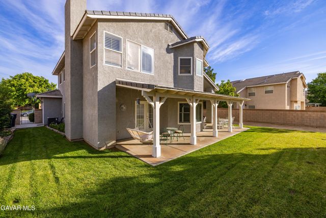 5613 W Avenue L1, Lancaster, CA 93536
