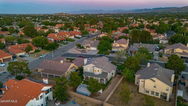 5613 W Avenue L1, Lancaster, CA 93536