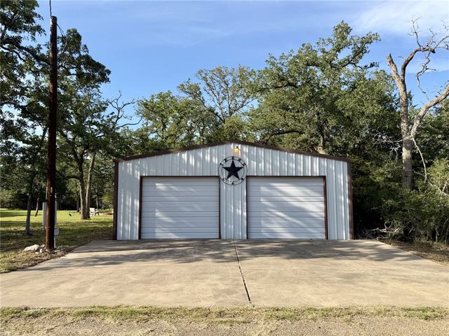 612 Sweetgum Ln, Somerville, TX 77879