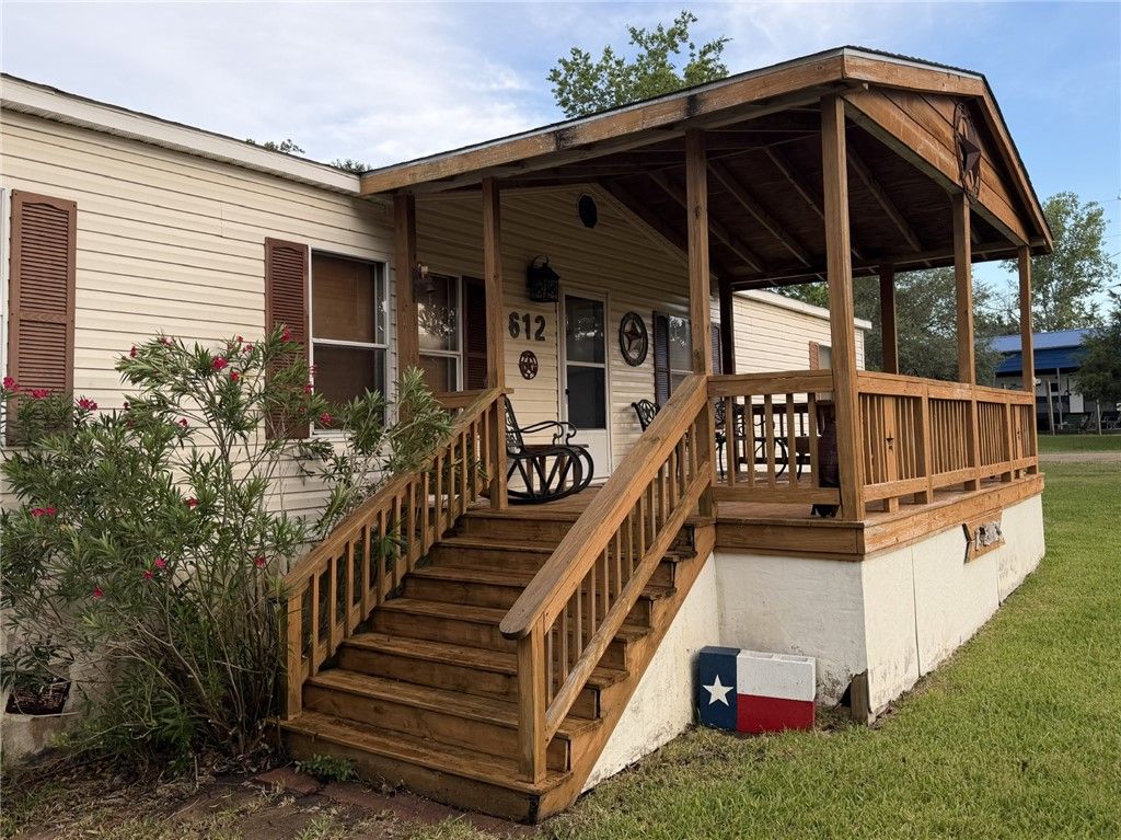 612 Sweetgum Ln, Somerville, TX 77879 — photo 3
