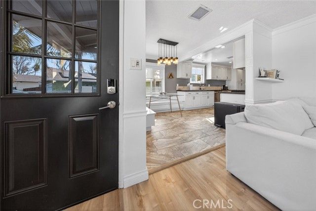 14942 Bryant, Panorama City (los Angeles), CA 91402