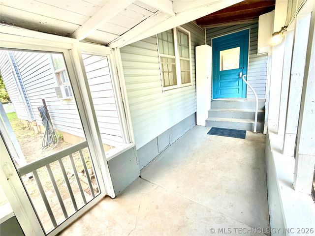 704 E Caddo Street, Cleveland, OK 74020