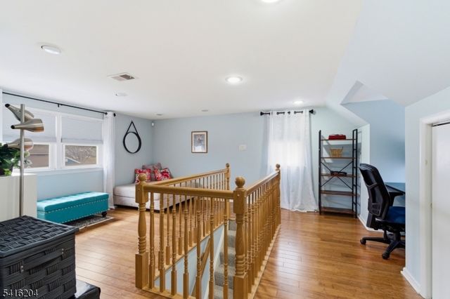 145 Canterbury Ave, North Arlington Boro, NJ 07031