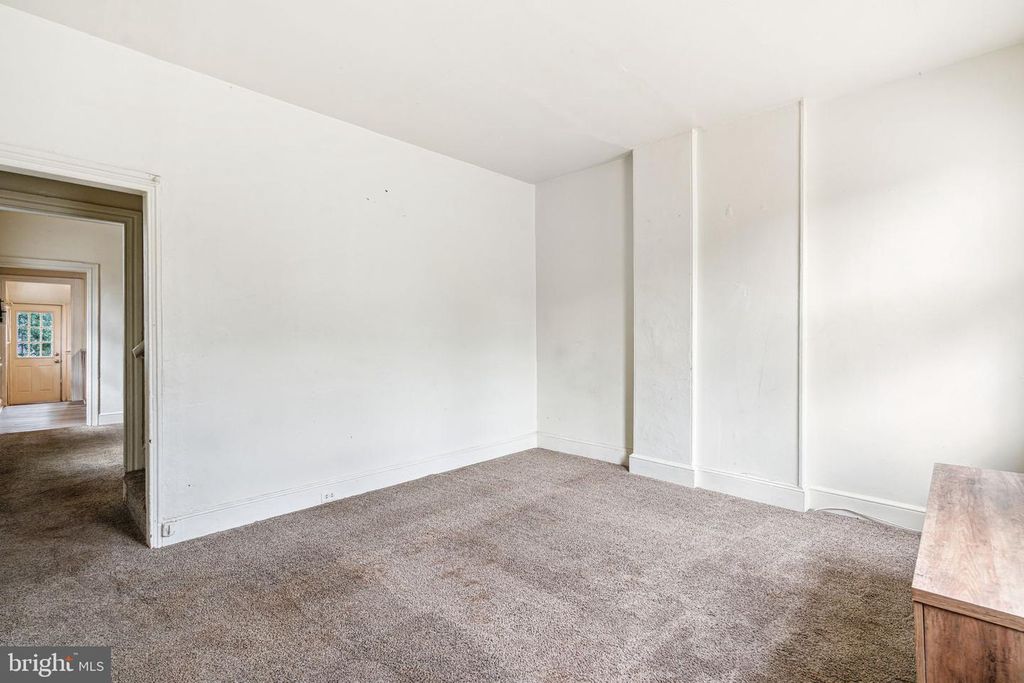 820 CUMBERLAND STREET, Gloucester City, NJ 08030