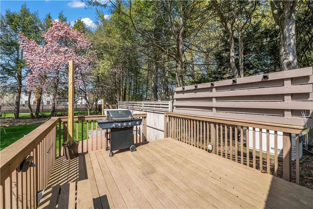 52 Seneca Road, Irondequoit, NY 14622