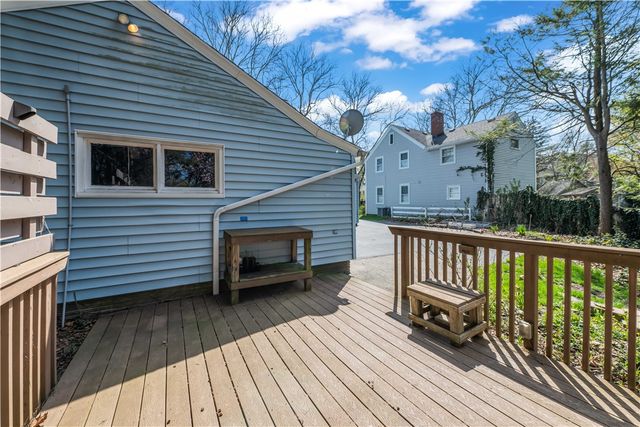 52 Seneca Road, Irondequoit, NY 14622