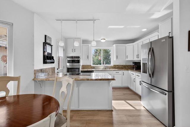 1502 Stone Way, Auburn, CA 95603