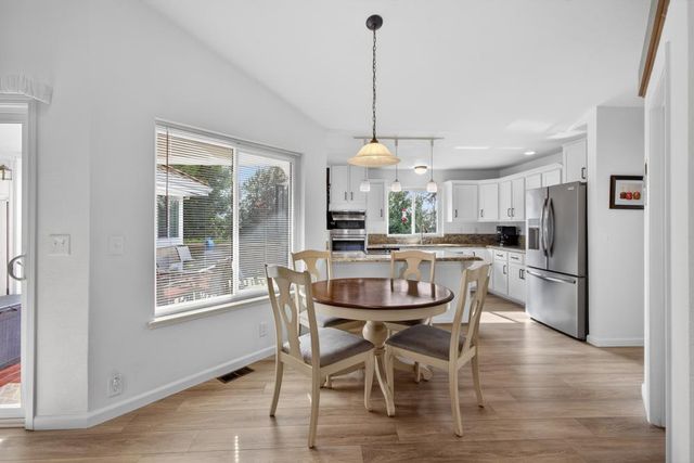 1502 Stone Way, Auburn, CA 95603