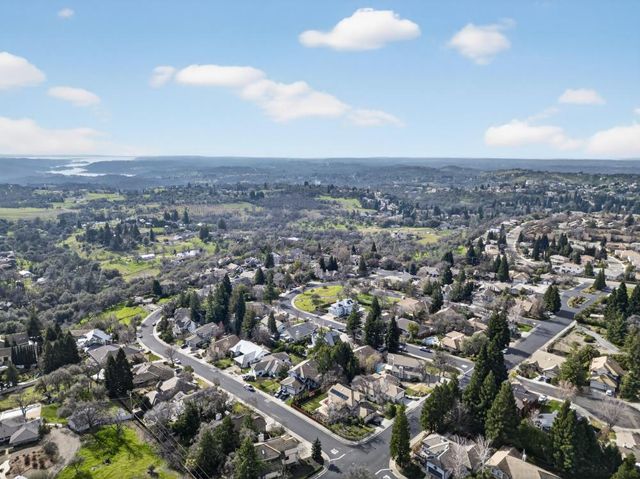 1502 Stone Way, Auburn, CA 95603