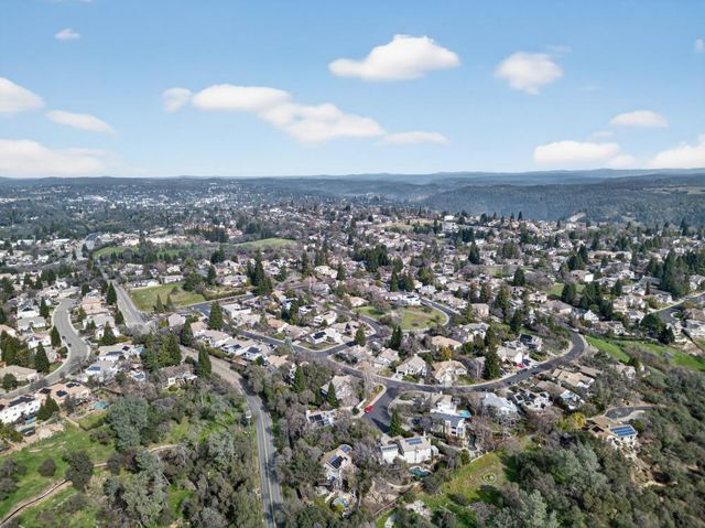 1502 Stone Way, Auburn, CA 95603