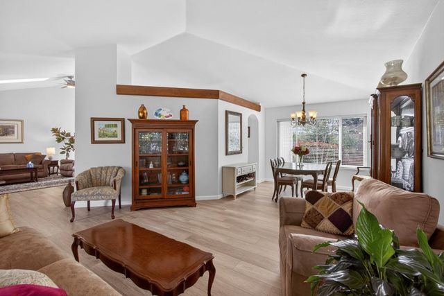 1502 Stone Way, Auburn, CA 95603