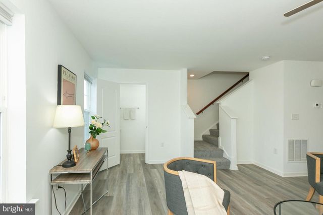 437 RUMBLING ROCK RD, Hedgesville, WV 25427