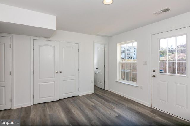 437 RUMBLING ROCK RD, Hedgesville, WV 25427