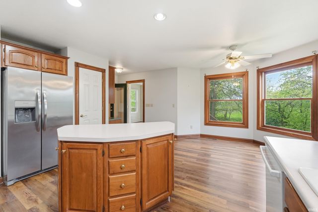 534 Frederick Crossing, Roanoke, IN 46783