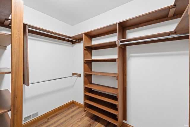 534 Frederick Crossing, Roanoke, IN 46783