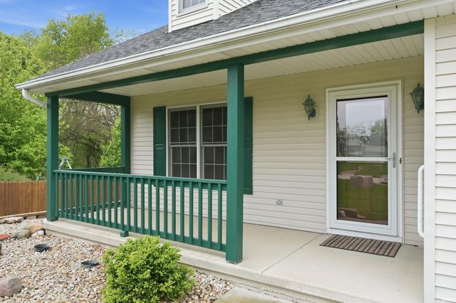 534 Frederick Crossing, Roanoke, IN 46783
