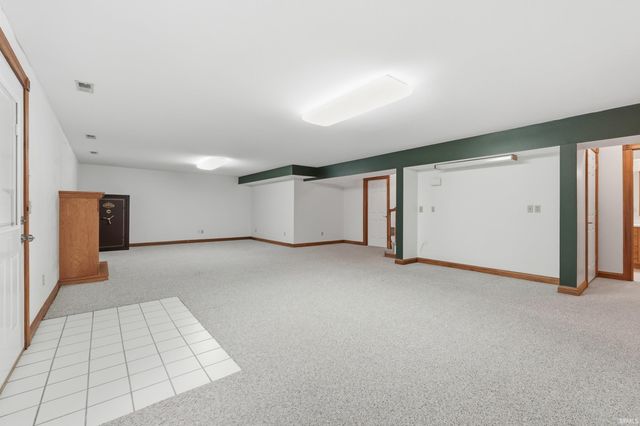 534 Frederick Crossing, Roanoke, IN 46783