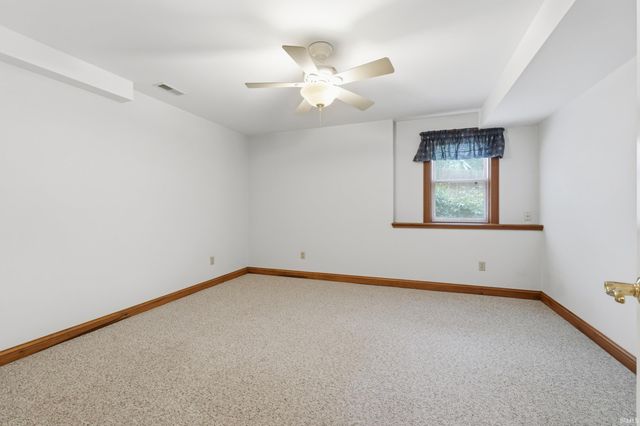 534 Frederick Crossing, Roanoke, IN 46783
