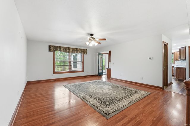 534 Frederick Crossing, Roanoke, IN 46783