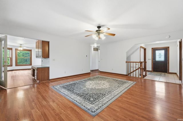 534 Frederick Crossing, Roanoke, IN 46783