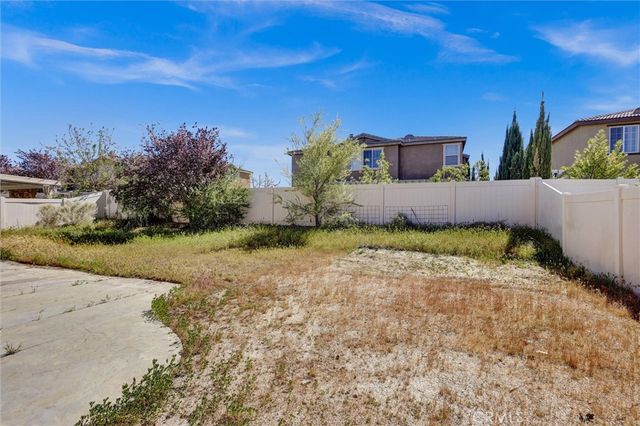 5750 Kingsbury Road, Palmdale, CA 93552