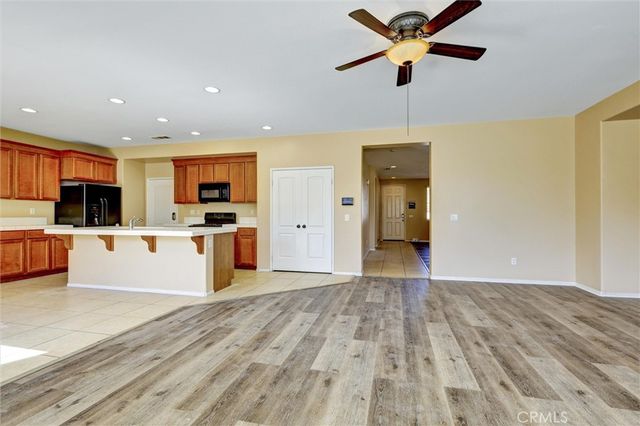 5750 Kingsbury Road, Palmdale, CA 93552