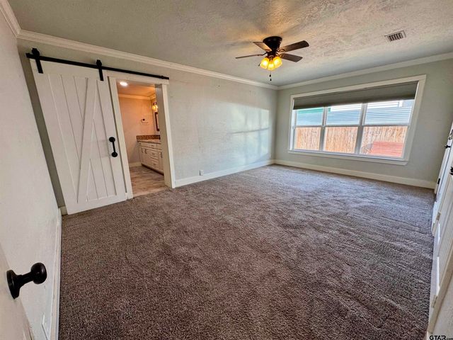 403 E Henderson St, Overton, TX 75684