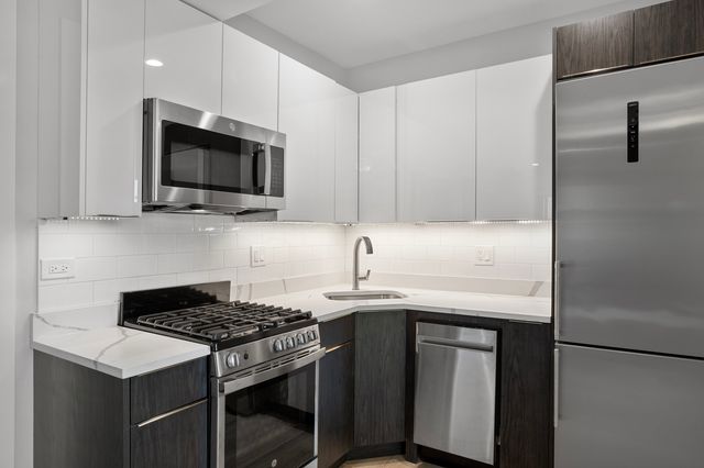 1552 W Juneway Terrace 1F, Chicago, IL 60626