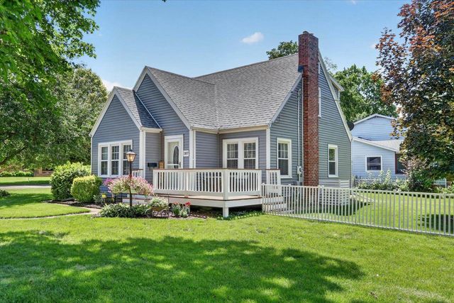 307 Lincoln Street, Evansville, WI 53536