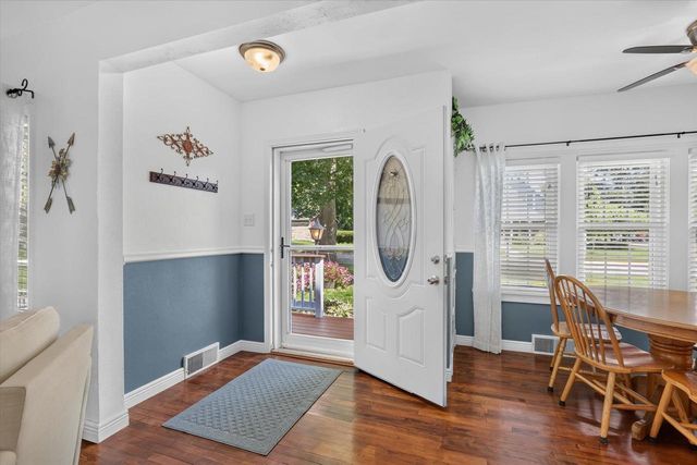 307 Lincoln Street, Evansville, WI 53536