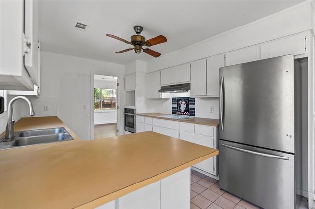 5132 Winterberry Drive, Stone Mountain, GA 30088