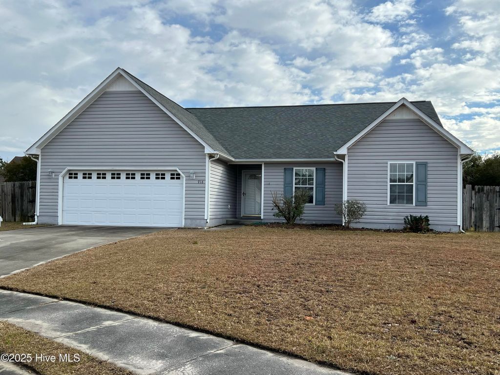 916 Gum Branch Court, Havelock, NC 28532