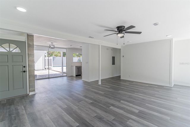 1558 DREXEL AVENUE NE, Winter Haven, FL 33881