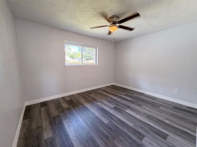 9314 Deanwood Street, Houston, TX 77040