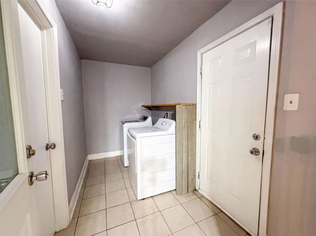 9314 Deanwood Street, Houston, TX 77040