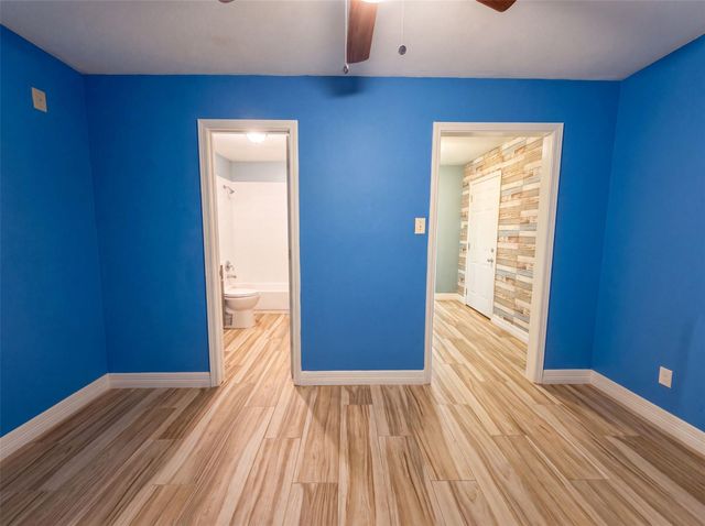 9314 Deanwood Street, Houston, TX 77040