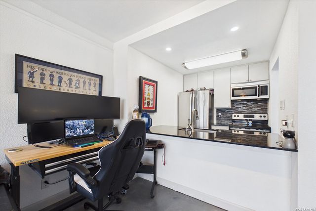 7701 Wurzbach Rd Apt 1803, San Antonio, TX 78229