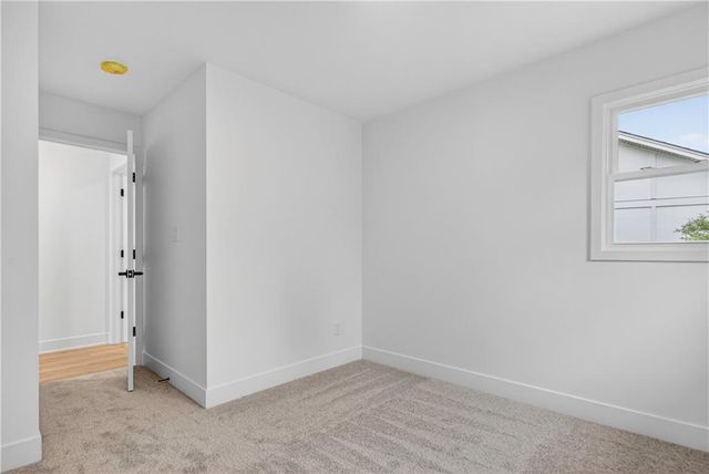 9112 Reeds Drive, Overland Park, KS 66207