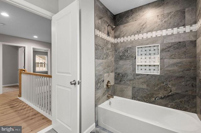 54 GERMAN AVE, Newtown, PA 18940