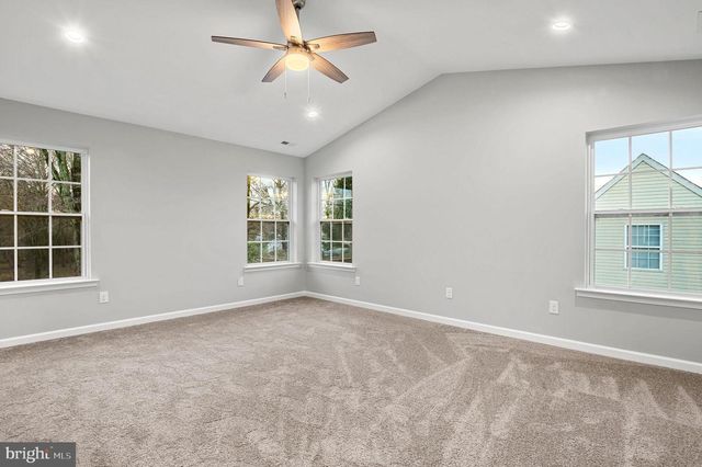 54 GERMAN AVE, Newtown, PA 18940