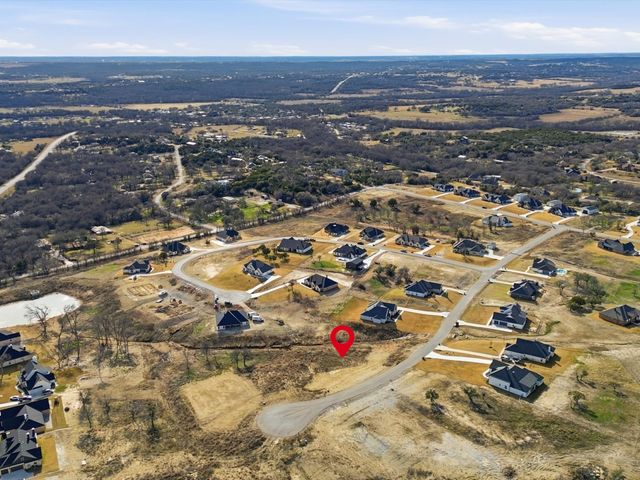 826 Wind River Pass, Azle, TX 76020