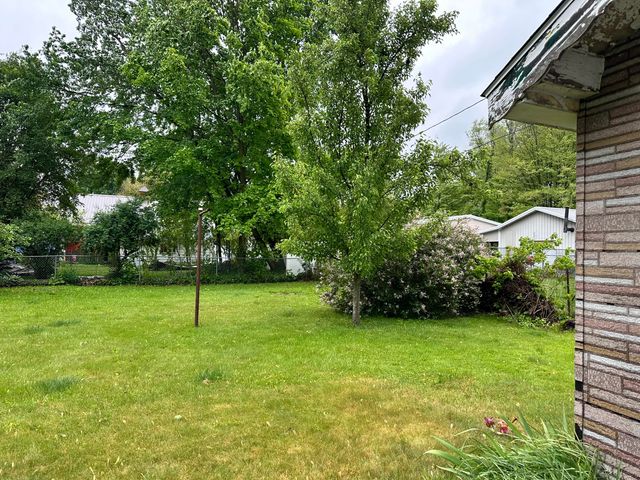 7692 N Huron Trail, Rolling Prairie, IN 46371