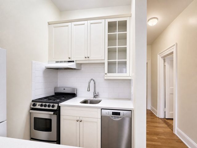 244 Beacon St 3C, Boston, MA 02116