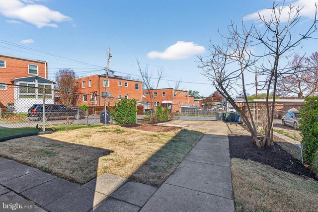 1112 HAMILTON ST NE, Washington, DC 20011