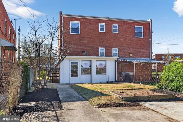 1112 HAMILTON ST NE, Washington, DC 20011