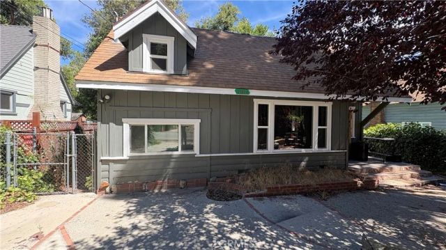 23808 Pioneer Camp, Crestline, CA 92325