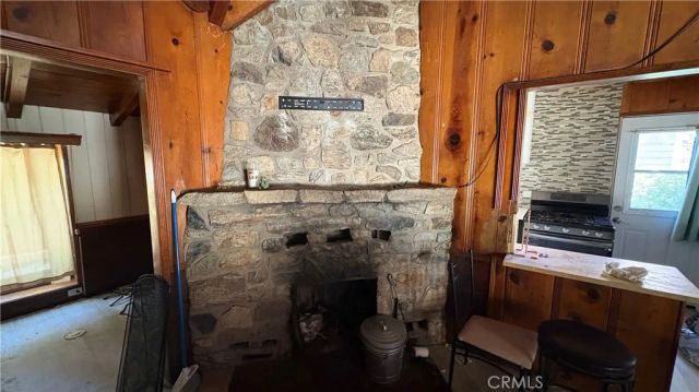 23808 Pioneer Camp, Crestline, CA 92325