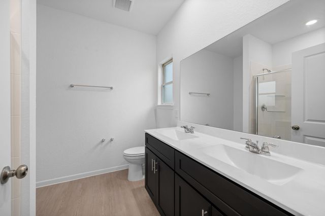 9015 Cedar Crescent Drive, Baytown, TX 77521