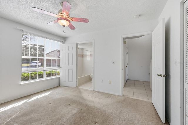 3176 TAMARIND CIRCLE 19, Kissimmee, FL 34747